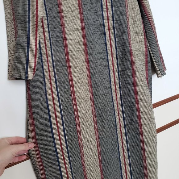 ZARA ; 3/4 SLEEVE MIDI STRIPE SWEATER DRESS - Picture 6 of 9